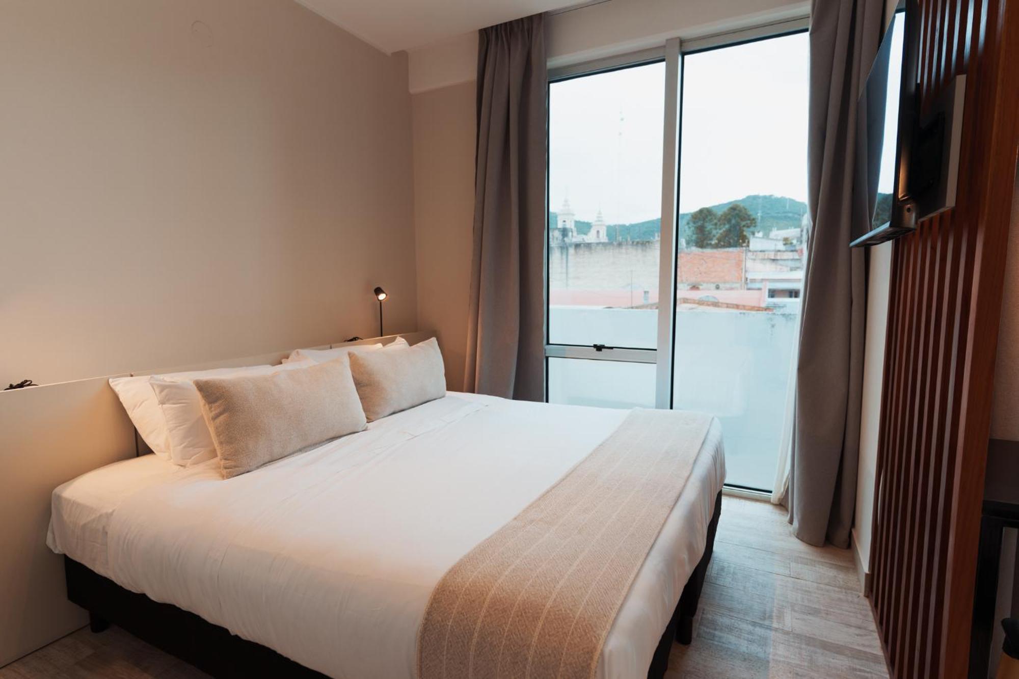 Rentup Aparthotel *